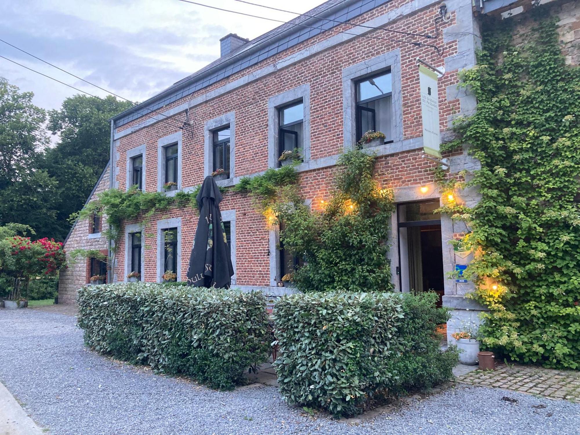 Les Oiseaux De Passage Bed & Breakfast